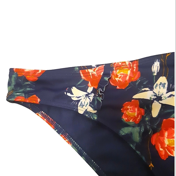 ROXY large navy floral frill bikini bottom EUC - Picture 4 of 7